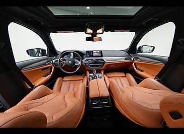 bmw lyuk: BMW 5 series: 2 l | 2019 il Sedan — 3