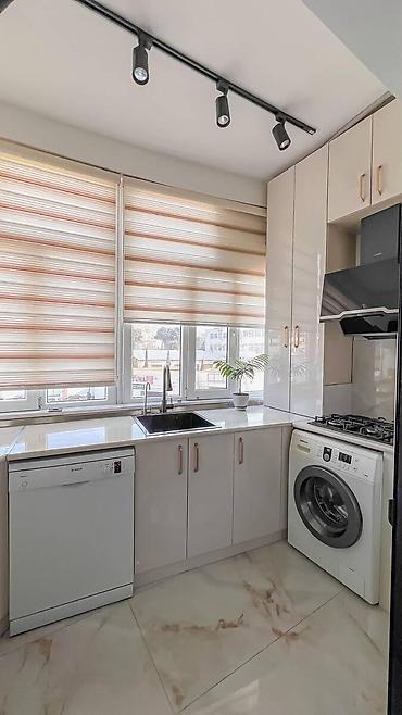 bina evi gence: 3 otaqlı, Yeni tikili, m. Həzi Aslanov, 52 kv. m — 3
