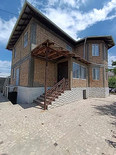 Продажа коттеджей и домов: 🏡 Продаётся двухэтажный дом на участке 5 соток! 📍 Отличная локация — — 1