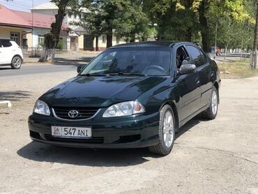 талас машина: Toyota Avensis: 2001 г., 1.6 л, Механика, Бензин, Седан