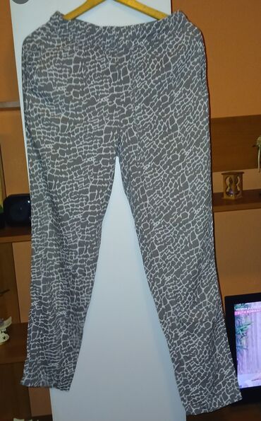 Zimske jakne: Zimski komplet odeće – tri gornja komada 1) Crna zimska jakna do kuka — 22