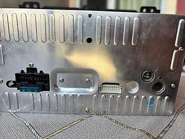 Avtoelektronika: Avtomobil üçün multimedia/baş blok Xüsusiyyətlər: - 7" toxunma — 6