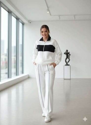 Kompleti: S.m.L.xL. 
Termo pamuk
Cena 3300 din — 4