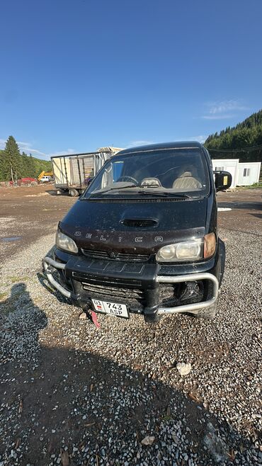 авто в рассрочку без первоначального взноса: Mitsubishi Delica: 1994 г., 3 л, Автомат, Газ, Внедорожник