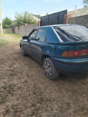 продаю или меняю с доплатой мне: Mazda 323: 1992 г., 1.6 л, Механика, Бензин, Хетчбек