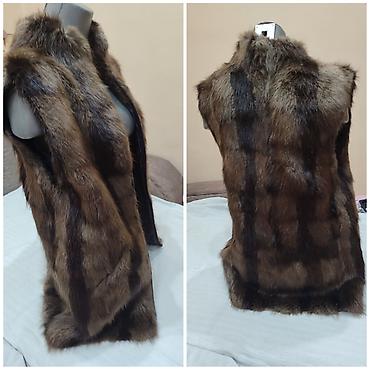 lisica bunda: Ženski prsluk od prirodnog krzna rakuna - Veličina: S - Dužina: 77 cm — 2