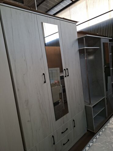 Шкафы для одежды: Шкаф для одежды, Новый, Прямой, ЛДСП — 2