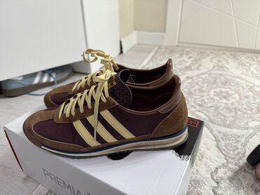 замшевые туфли вечерние: Кроссовки adidas Originals (модель в ретро‑стиле) - Цвет