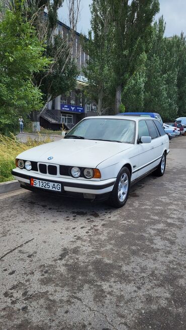 беха е34: BMW 5 series: 1992 г., 2.5 л, Механика, Бензин, Универсал