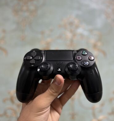 PS4 (Sony Playstation 4): Sony PlayStation 4 Slim oyun konsolu Ideal veziyyetde ustada olmuyub — 5