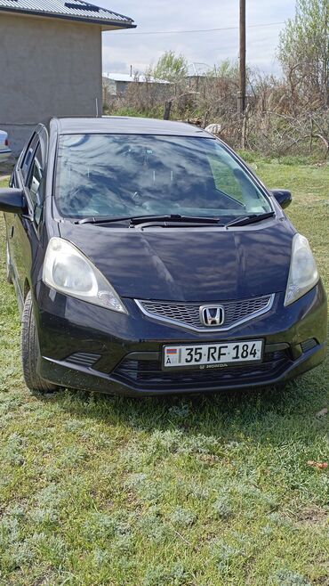 Honda: Honda Fit: 2008 г., 1.5 л, Вариатор, Бензин, Хэтчбэк