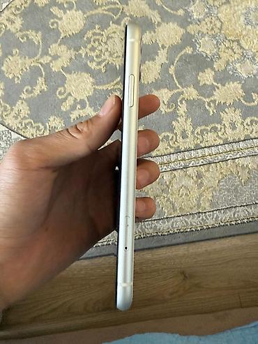 Apple iPhone: IPhone 11, Б/у, 128 ГБ, Белый, 84 % — 5