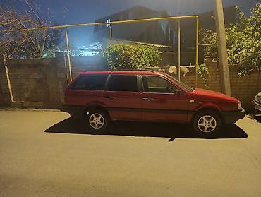 Volkswagen Passat Variant: 1992 г., 1.8 л, Механика, Бензин, Универсал