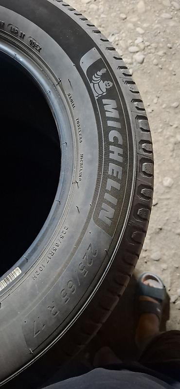 Транспорт: Шины 225 / 65 / R 17, Лето, Б/у, Комплект, Внедорожные (АТ/МТ), Michelin — 4