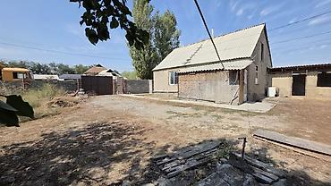 объезд: Продаётся угловой участок с домом. Документы: есть красная — 4