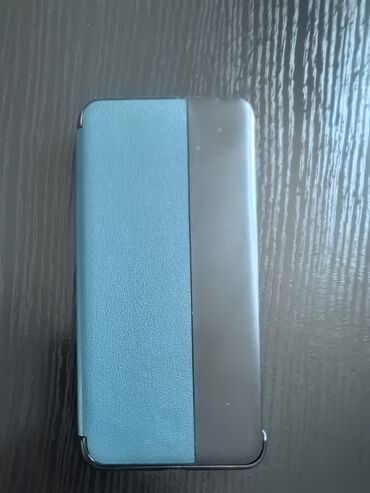 телефон huawei x5: Продается чехол-книжка. Huawei Mate 60. Новый. Шикарный цвет. Он