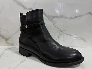 Gležnjače: Ženske zimske čizme – više modela - Topla crna čizma od brušene kože — 15