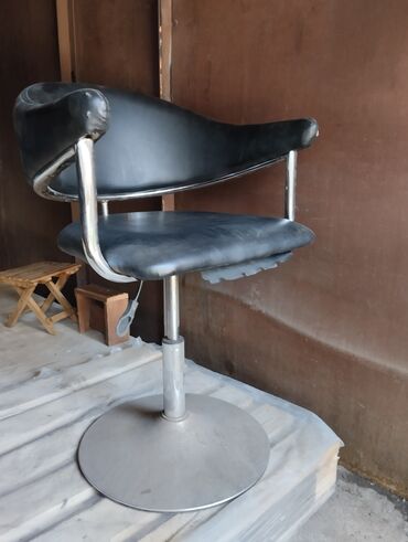 аренда парикмахерского кресла: Продаются парикмахерские кресла, 3 шт, по 4000с