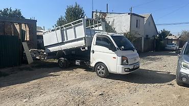 fit shuttle: Заказать Хендай портер, Вывоз бытового мусора, C грузчиком — 1