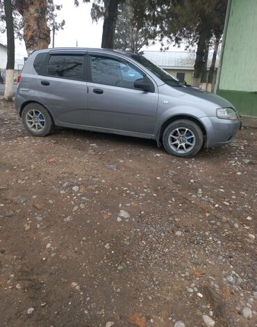 Chevrolet: Chevrolet Aveo: 2006 г., 1.2 л, Механика, Бензин, Хэтчбэк — 4