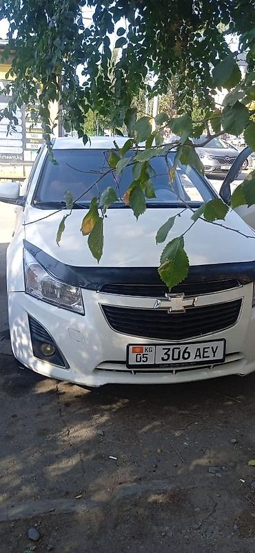 салон машины: Chevrolet Cruze: 2013 г., Автомат, Седан — 4