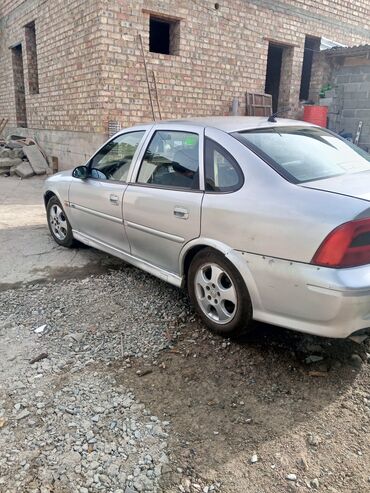 бузук машиналар: Opel Vectra: 2000 г., 2 л, Автомат, Бензин, Седан