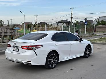 Toyota: Toyota Camry: 2019 г., 2.5 л, Автомат, Бензин, Седан — 3