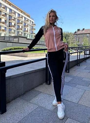 Gornji i donji deo: M - 2XL
3000 din. E — 22