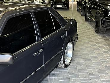 bye e5: Mercedes-Benz E-класс AMG: 1993 г., 0.5 л, Автомат, Бензин — 5