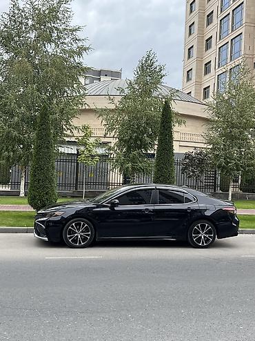 Продажа авто: Toyota Camry: 2020 г., 2.5 л, Автомат, Бензин, Седан — 2