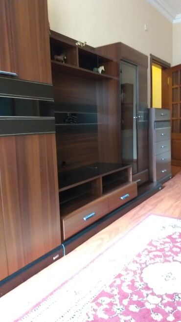 Otaqların uzunmüddətli kirayəsi: Studio tipli, tam mebelləşdirilmiş otaq və mətbəx dəsti. - Otaq — 8