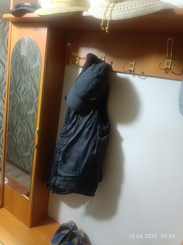 разное для дома: Продаю б/у прихожку,новый сеператор пр-во г.Пенза(для отделен.сметаны)