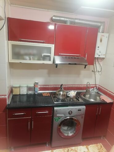 bas yuyan moyka: Satılır.Mebel, Paltar yuyan, aspirator, moyka, qaz. Yaxşı