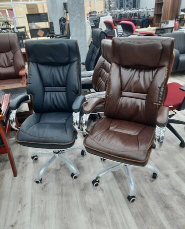 Ofis və oyun kresloları: Yeni, Təkərli, Qolları tənzimlənir, Dəri — 4