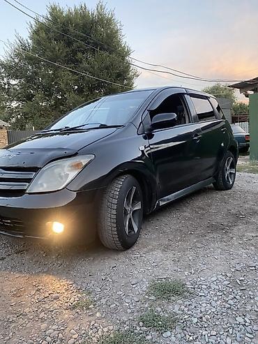 step vagon: Toyota Ist: 2003 г., 1.5 л, Автомат, Бензин, Хэтчбэк — 4