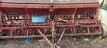 Другие тракторы: Трактор колесный, с кабиной, с/х назначение — 12