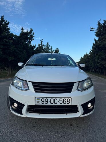 авто дешево купить: Ağ rəngli sedan, AZ nömrə nişanı 99-QC-568. Şəhər və gündəlik istifadə