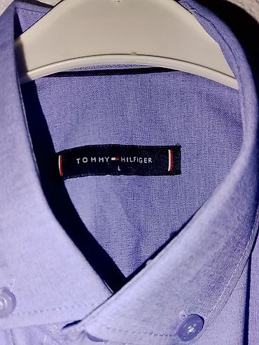 Košulje: Muške košulje – veličina L (2 komada) Svaka košulja po 800dinara 1) — 8