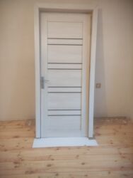 Darvazalar və aksesuarlar: Qonaq otağı üçün İşlənmiş Otaq qapısı Zamok ilə, Zəmanətsiz, Ünvandan götürmə