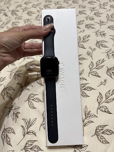 Apple Watch: Apple Watch Series 8 (модель A2771), размер 45 мм, версия GPS. - — 4