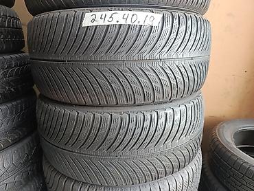 245: Комплект автомобильных шин 245/40 R19. Особенности: - Размер: 245/40 — 1
