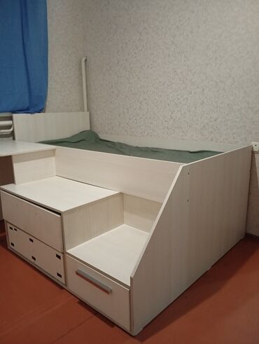 кровать для инвалидов: Детский гарнитур, цвет - Бежевый, Б/у