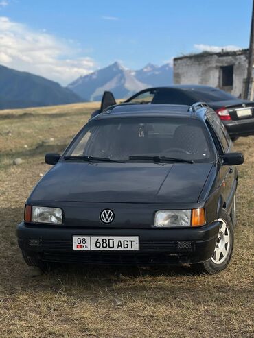 рулевая колонка пассат б3: Volkswagen Passat: 1992 г., 1.8 л, Механика, Бензин, Универсал