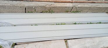 Digər tavan materialları: Təzə tavan üçün dəmir profillər satılır. Navesə vurulub artıq qalıb — 8