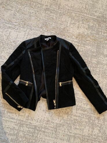 продаю в связи с переездом: Женская куртка замша и кожа в классическом стиле, черная lalafo.kg да продаю в связи с переездом: Женская куртка замша и кожа в классическом стиле, черная
