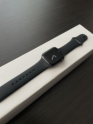 apple watch adapter: Apple Watch Series 5 40 mm (qara) – silikon Sport Band ilə — 2