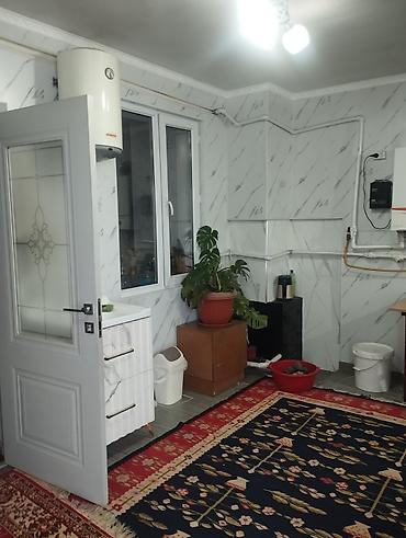 Продажа барачных домов: 🏡 Продаётся просторный кирпичный дом с большим потенциалом! 💰 Цена — 6