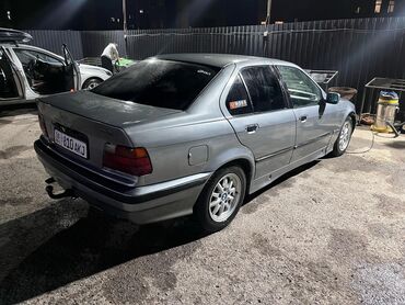 BMW: BMW 3 series: 1991 г., 1.8 л, Механика, Бензин, Седан