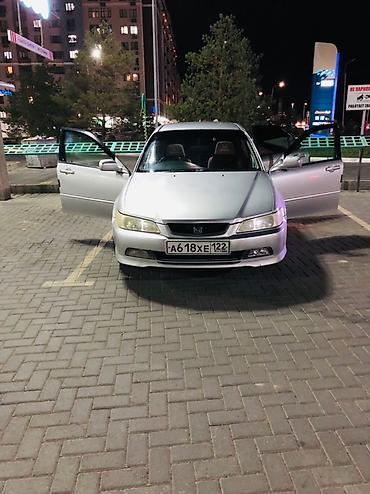 Honda: Honda Accord: 1999 г., 2 л, Автомат, Бензин, Седан — 10