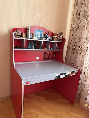 Uşaq mebeli: Uşaq otağı üçün avtomobil mövzulu mebel dəsti - Rəng: qırmızı/boz — 1